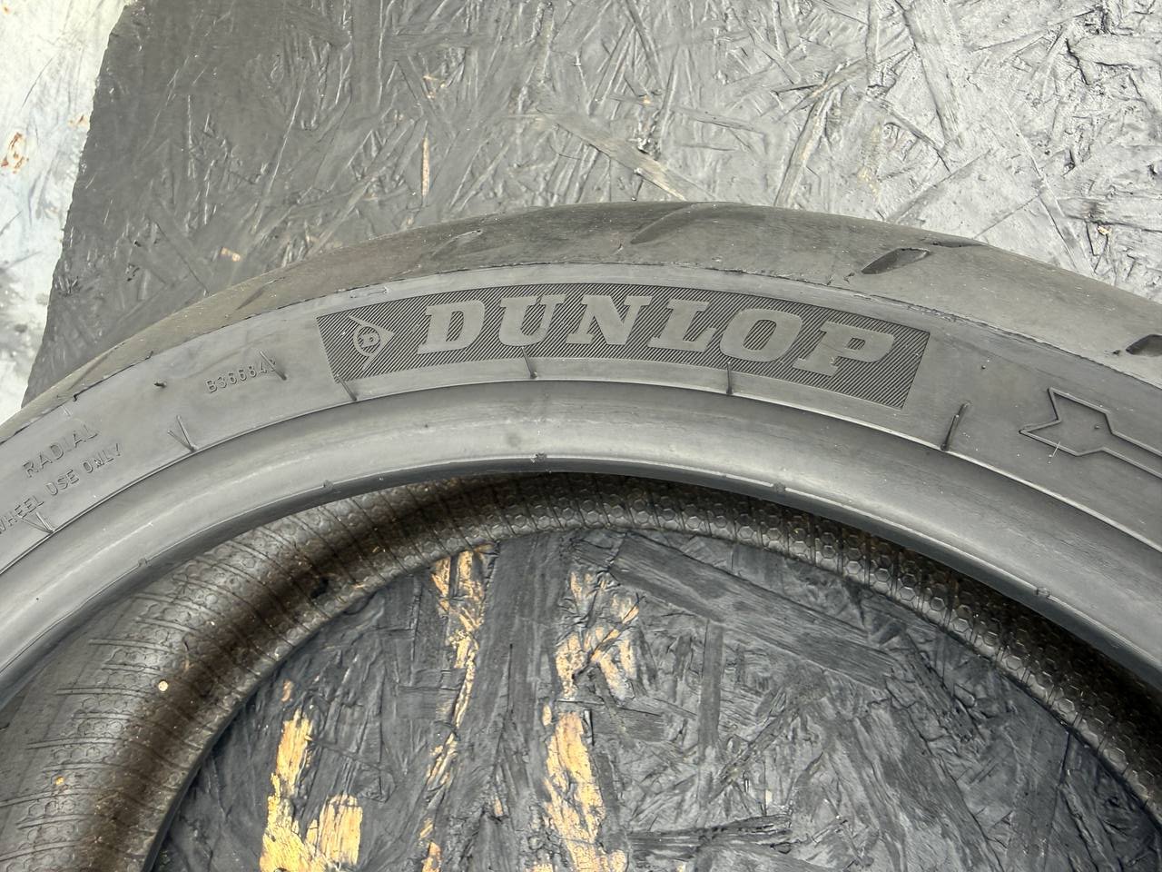 190/50 R17 Dunlop SportMax RoadSmart III