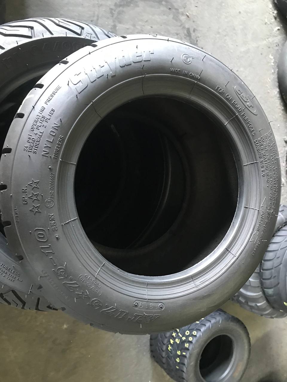 195/50 R10 CST Stryder