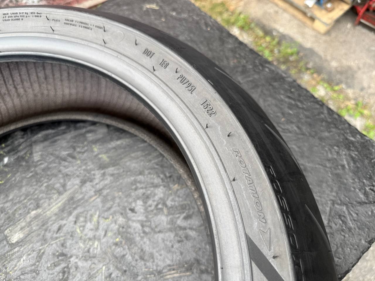 180/60 R17 Pirelli Diablo Rosso IV