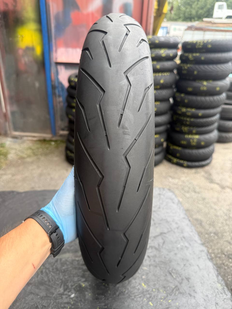 120/70 R17 Pirelli Diablo Rosso III