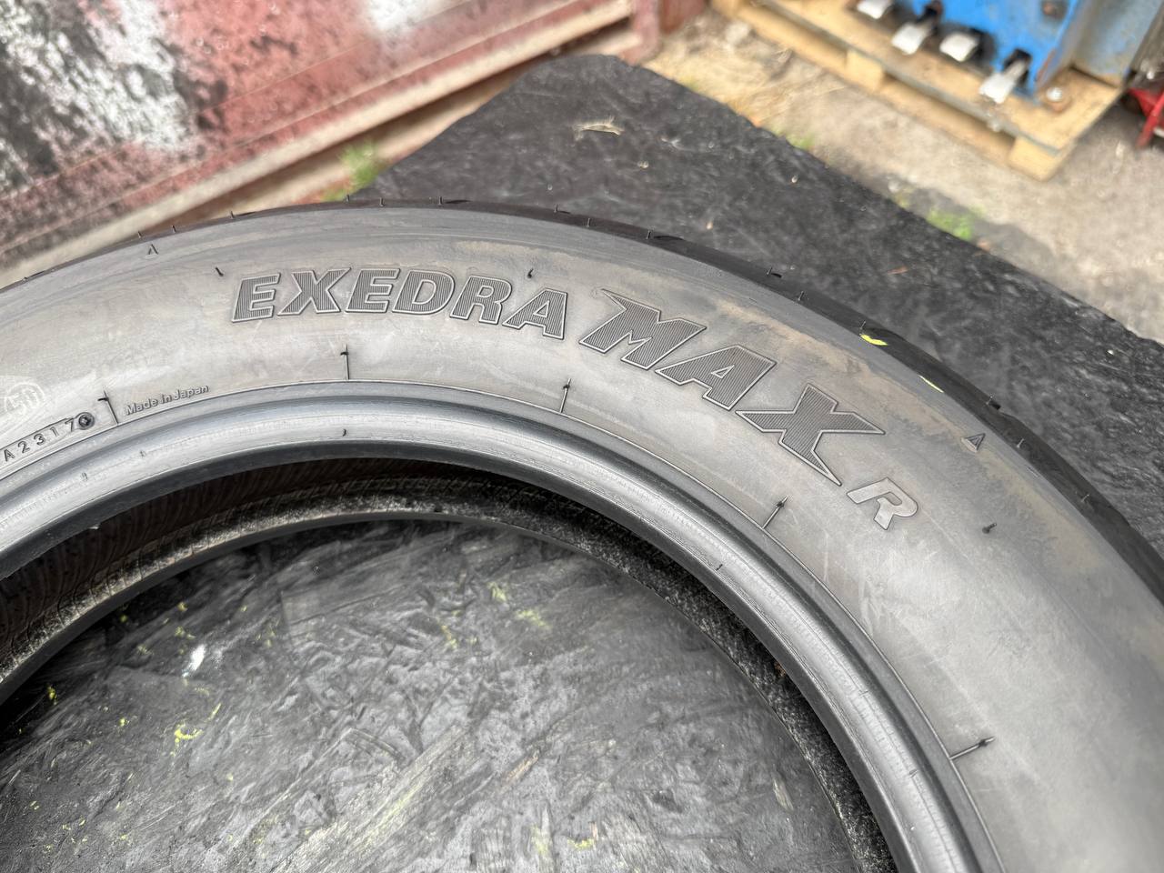140/90 R15 Bridgestone Exedra Max