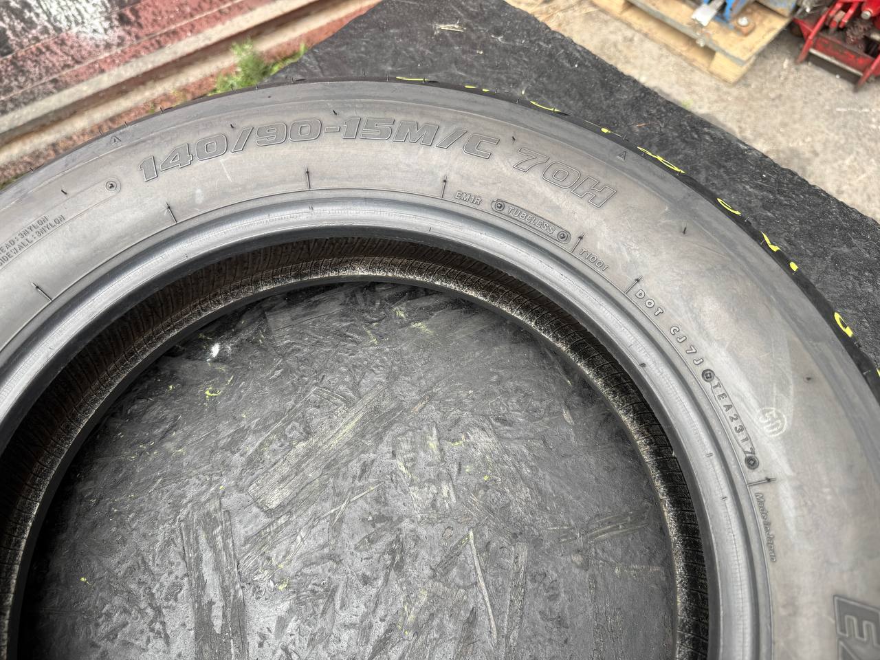 140/90 R15 Bridgestone Exedra Max