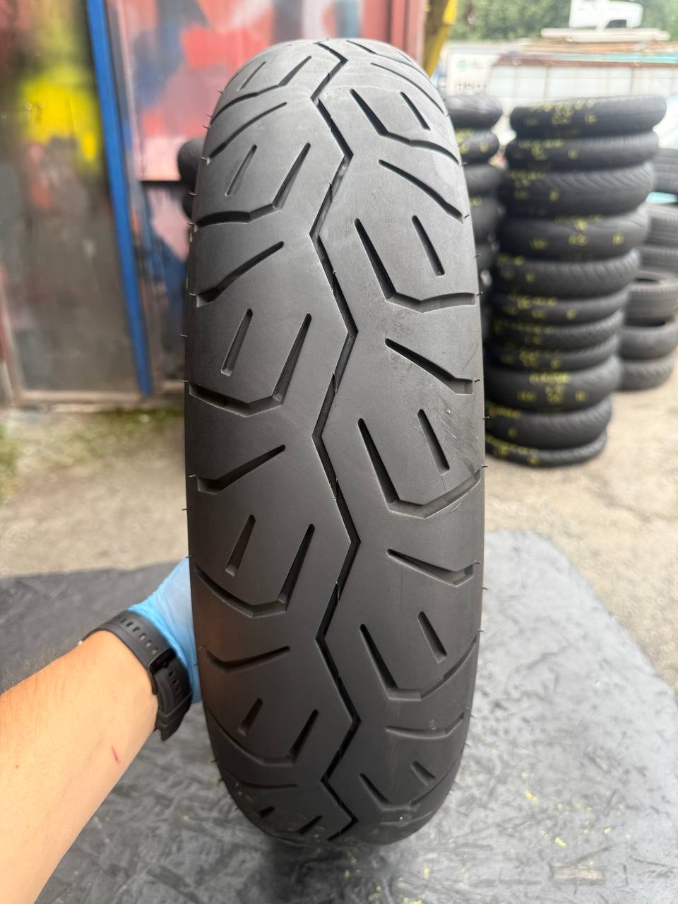 140/90 R15 Bridgestone Exedra Max