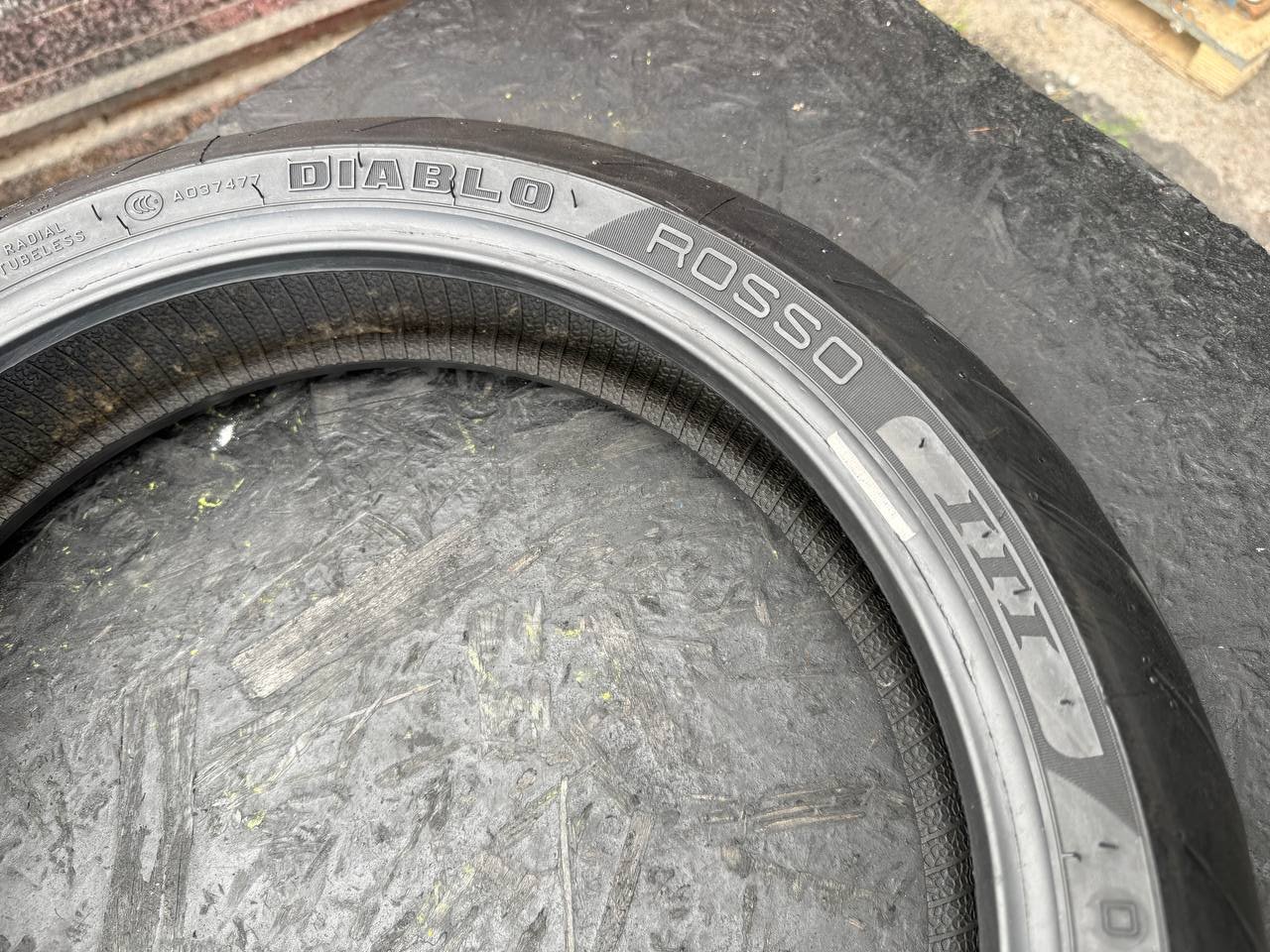 120/70 R17 Pirelli Diablo Rosso III