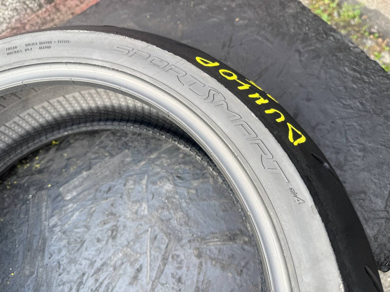 180/55 R17 Dunlop SportSmart MK4