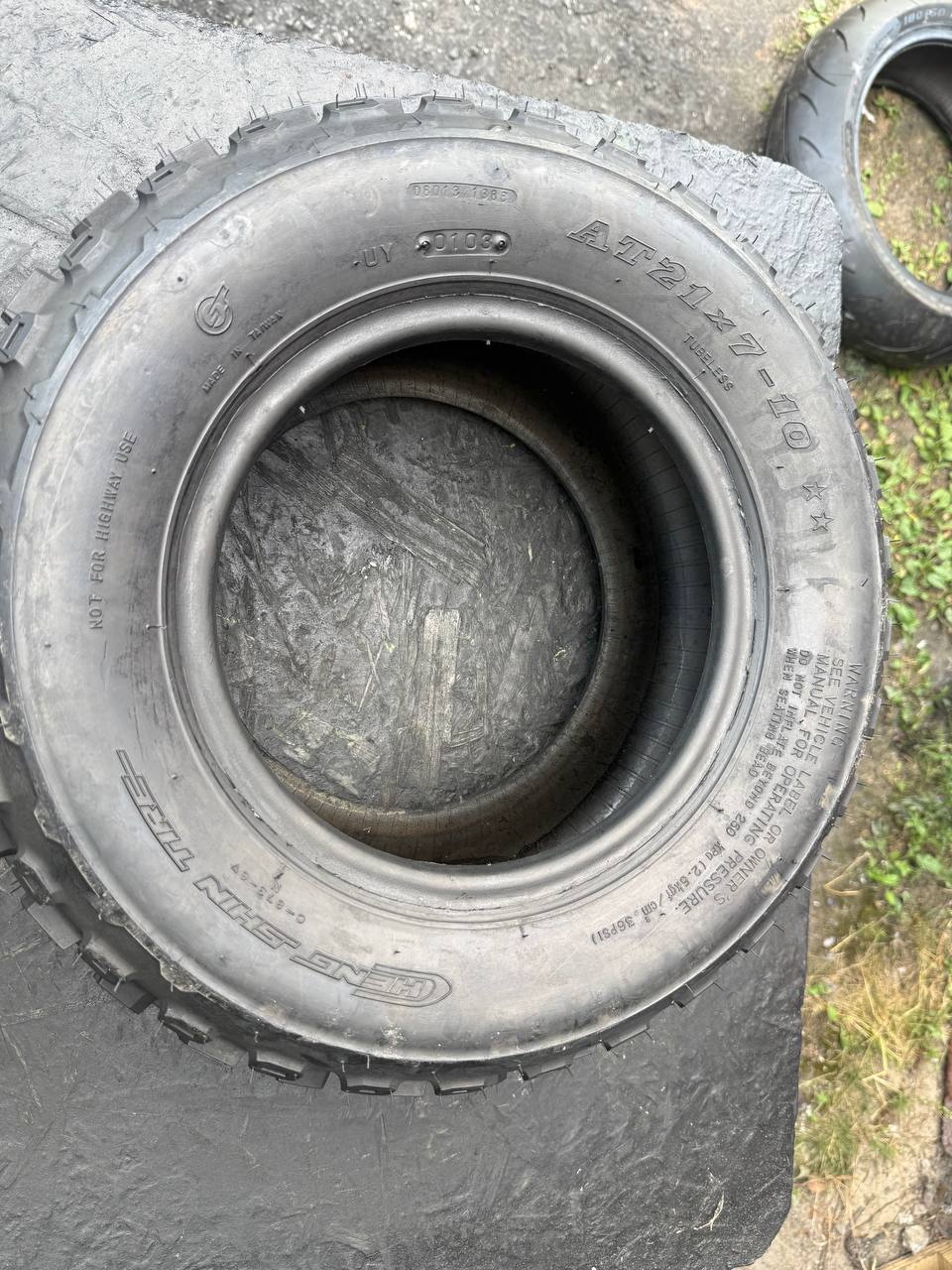 / R10 ChengShan Tire