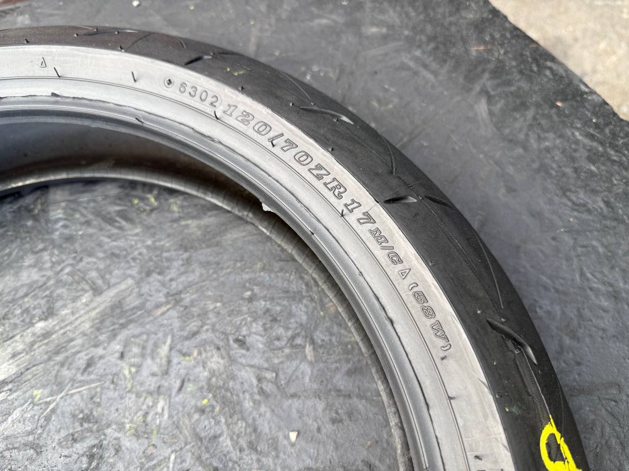 120/70 R17 Dunlop SportMax RoadSport 2