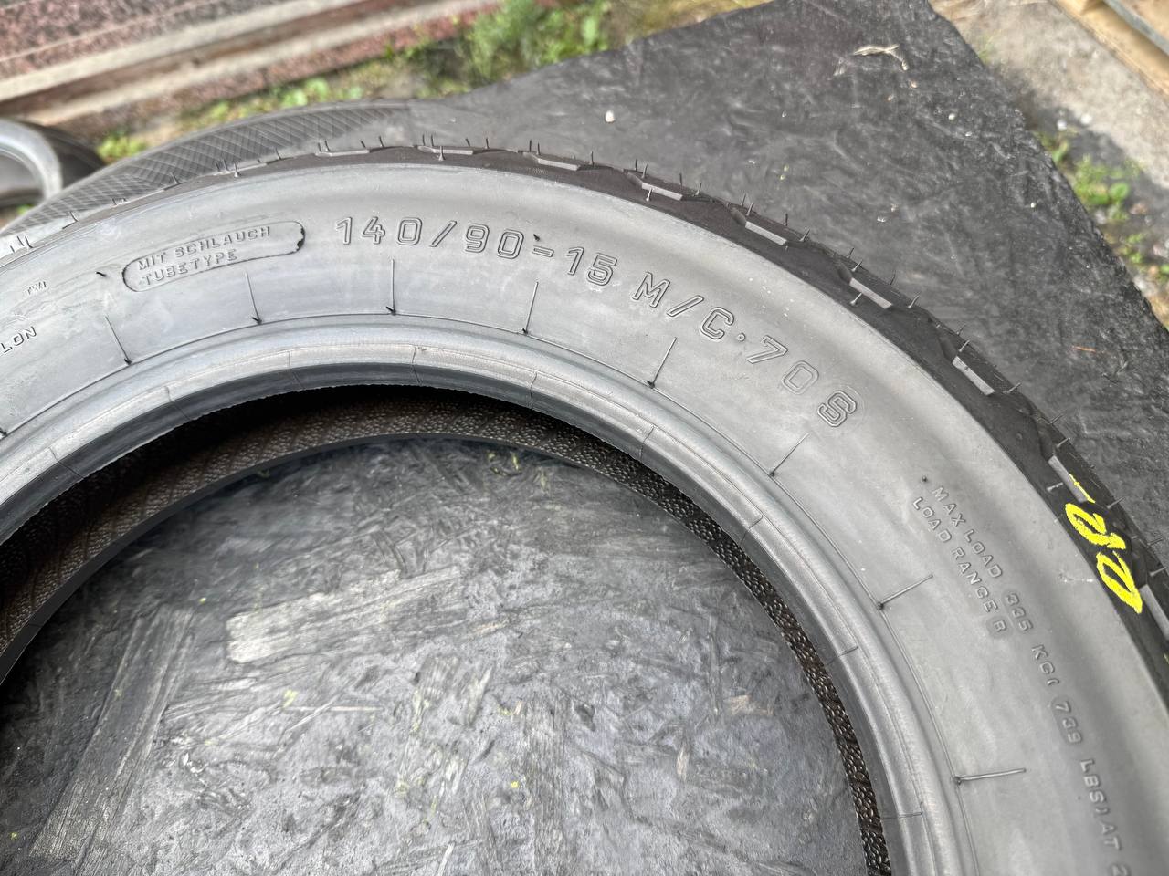 140/90 R15 Metzeler Perfect ME77