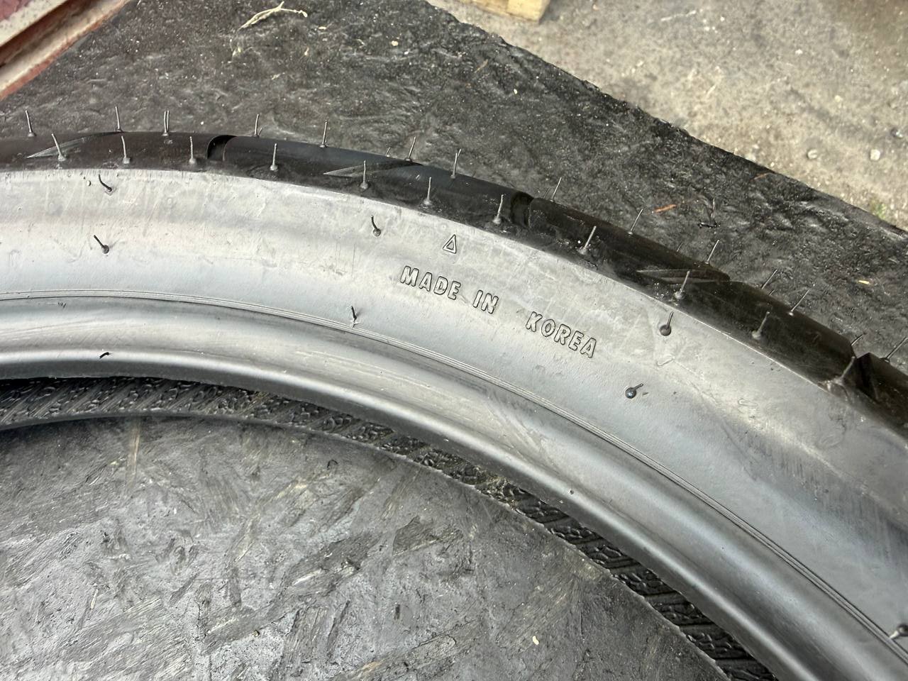 100/90 R19 Continental ContiGO