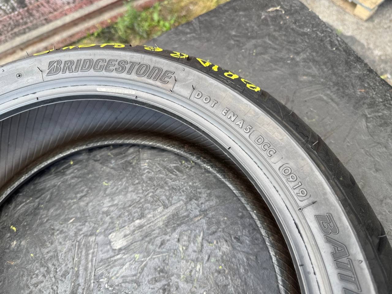 180/55 R17 Bridgestone Battlax Sport Touring T31R