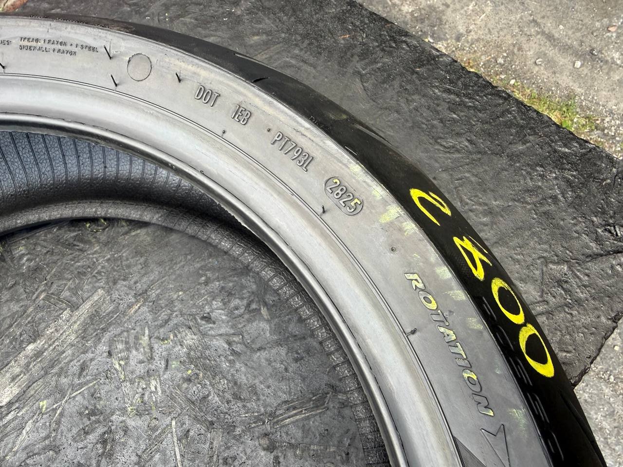 180/55 R17 Pirelli Diablo Rosso IV