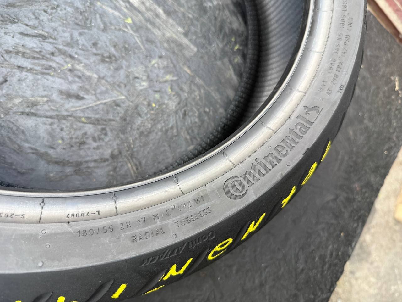 180/55 R17 Continental ContiRoadAttack 4