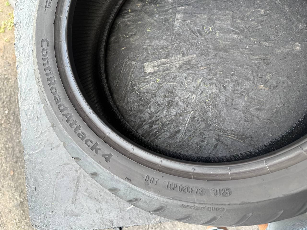 180/55 R17 Continental ContiRoadAttack 4