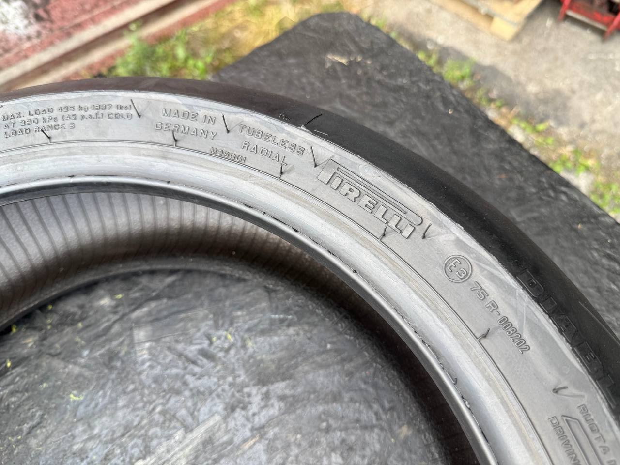 200/55 R17 Pirelli Diablo Supercorsa SP