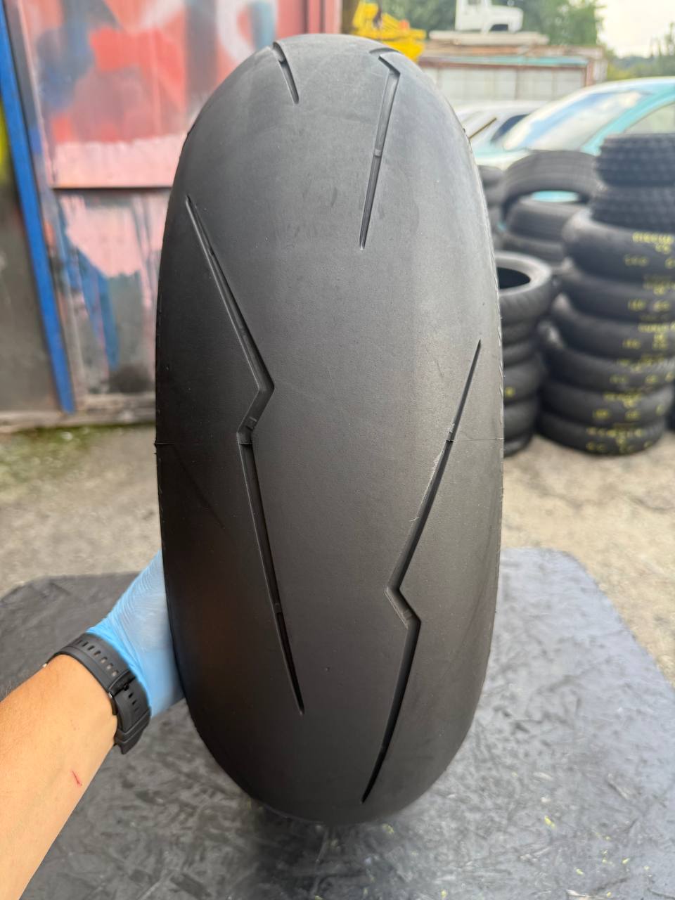 200/55 R17 Pirelli Diablo Supercorsa SP