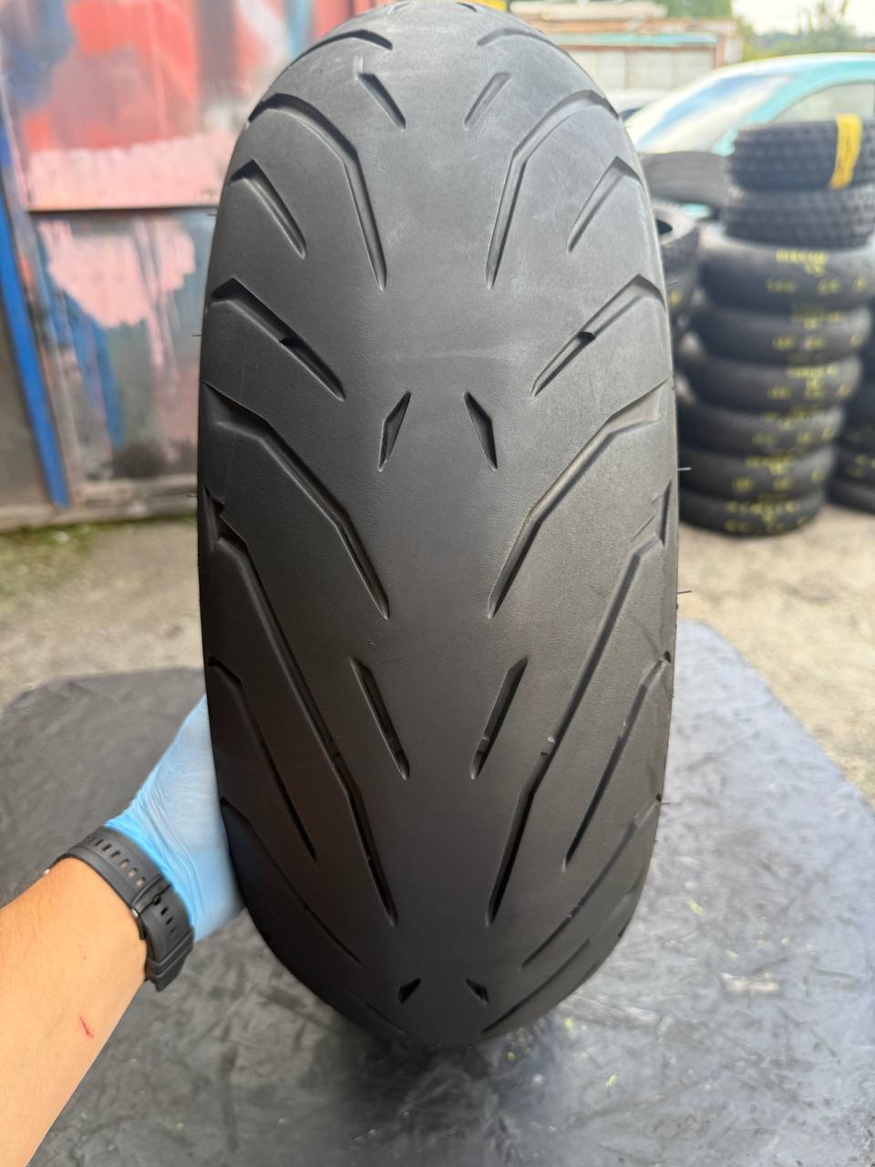 180/55 R17 Pirelli Angel ST