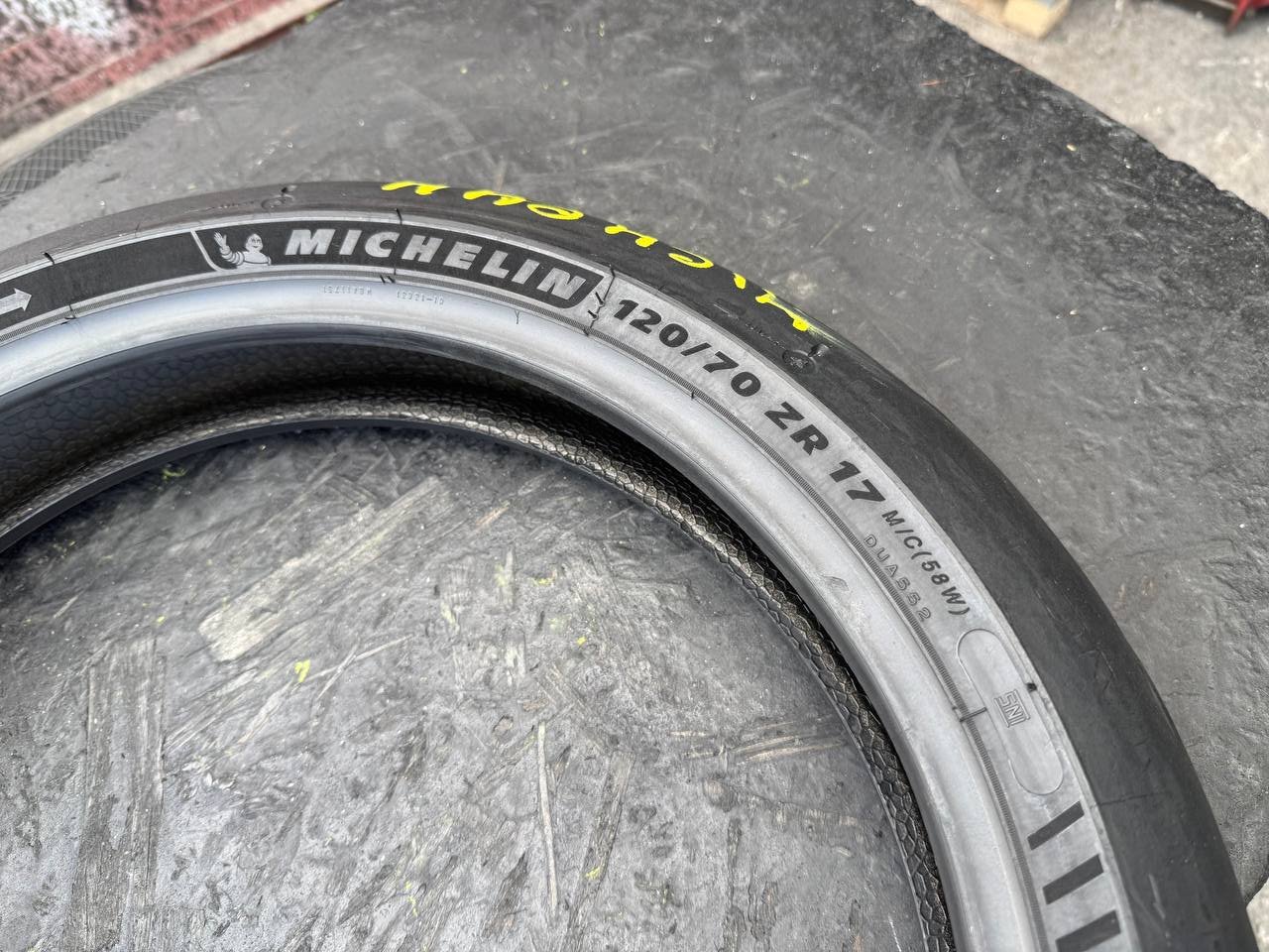 120/70 R17 Michelin Power Cup2