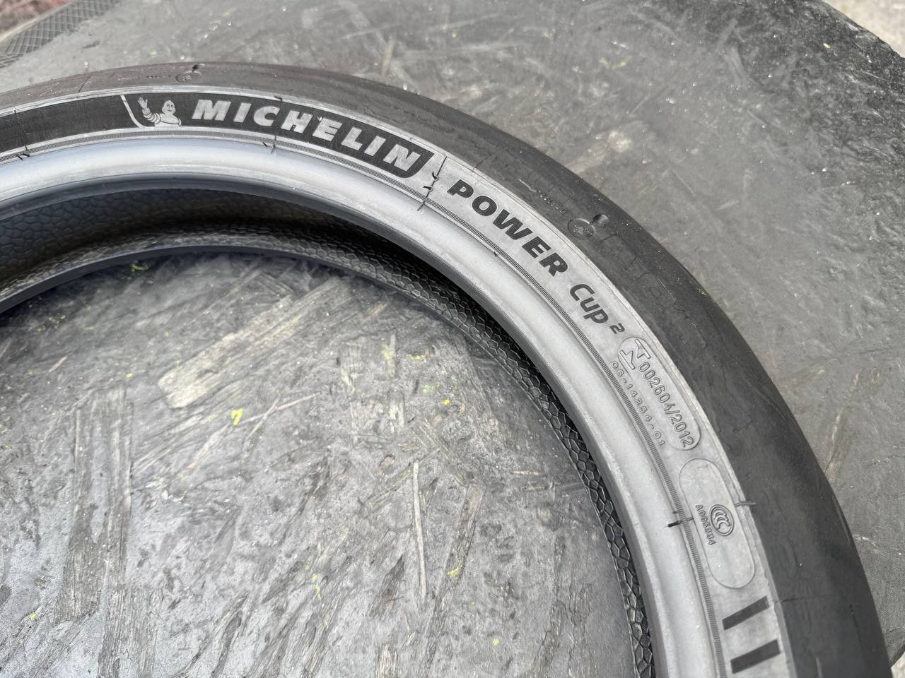 120/70 R17 Michelin Power Cup2