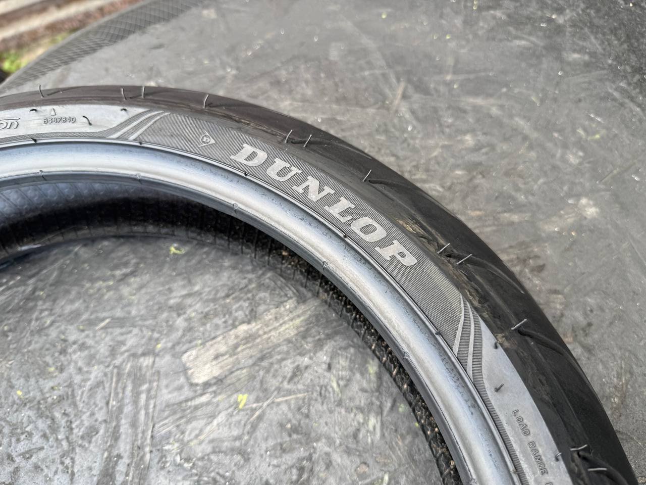 120/70 R17 Dunlop Qualifier Core