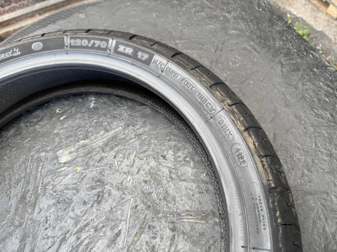 120/70 R17 Michelin Pilot Road 4
