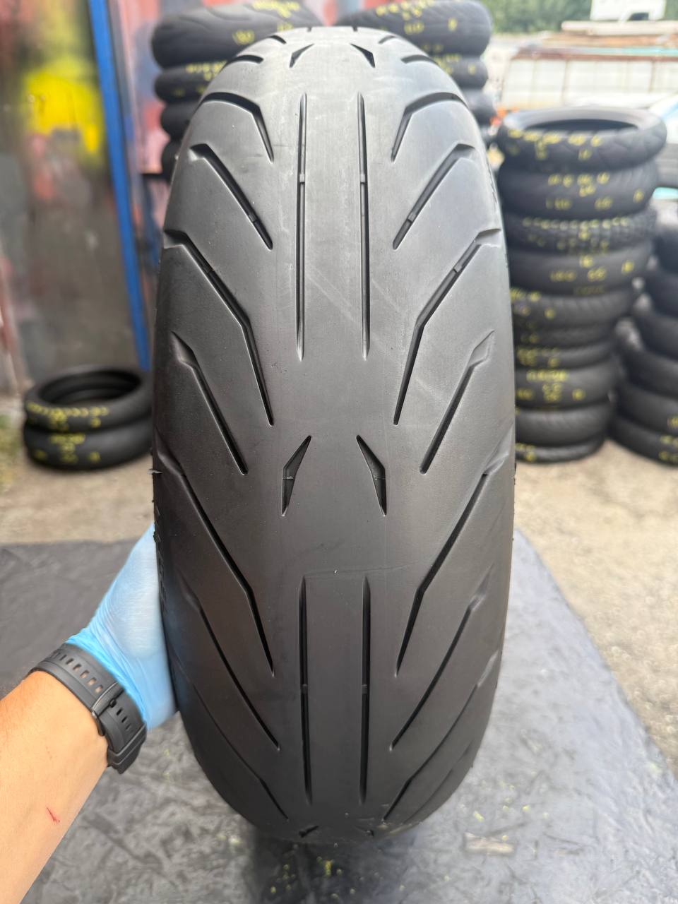 180/55 R17 Pirelli Angel GT II
