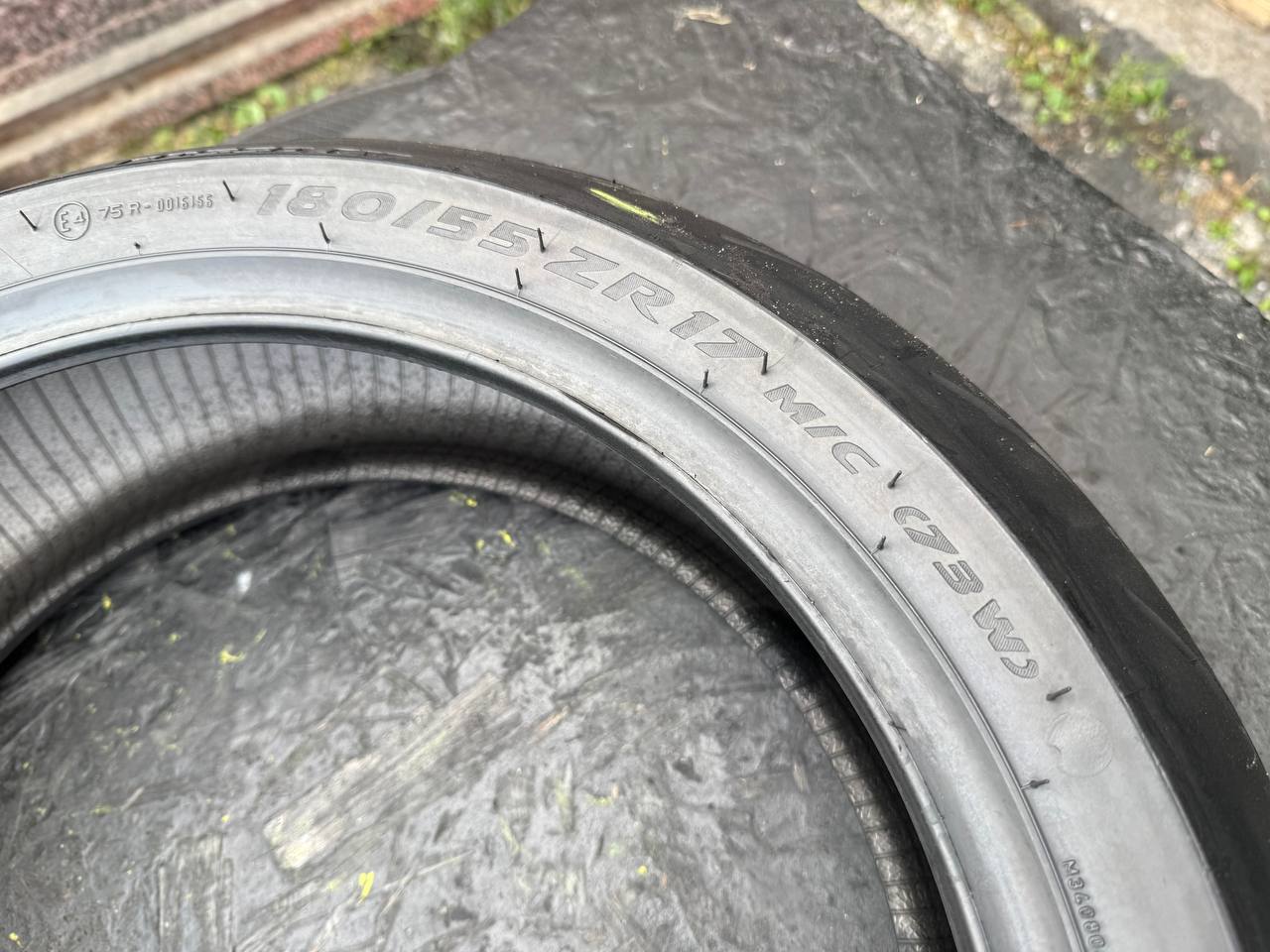 180/55 R17 Pirelli Diablo Rosso IV