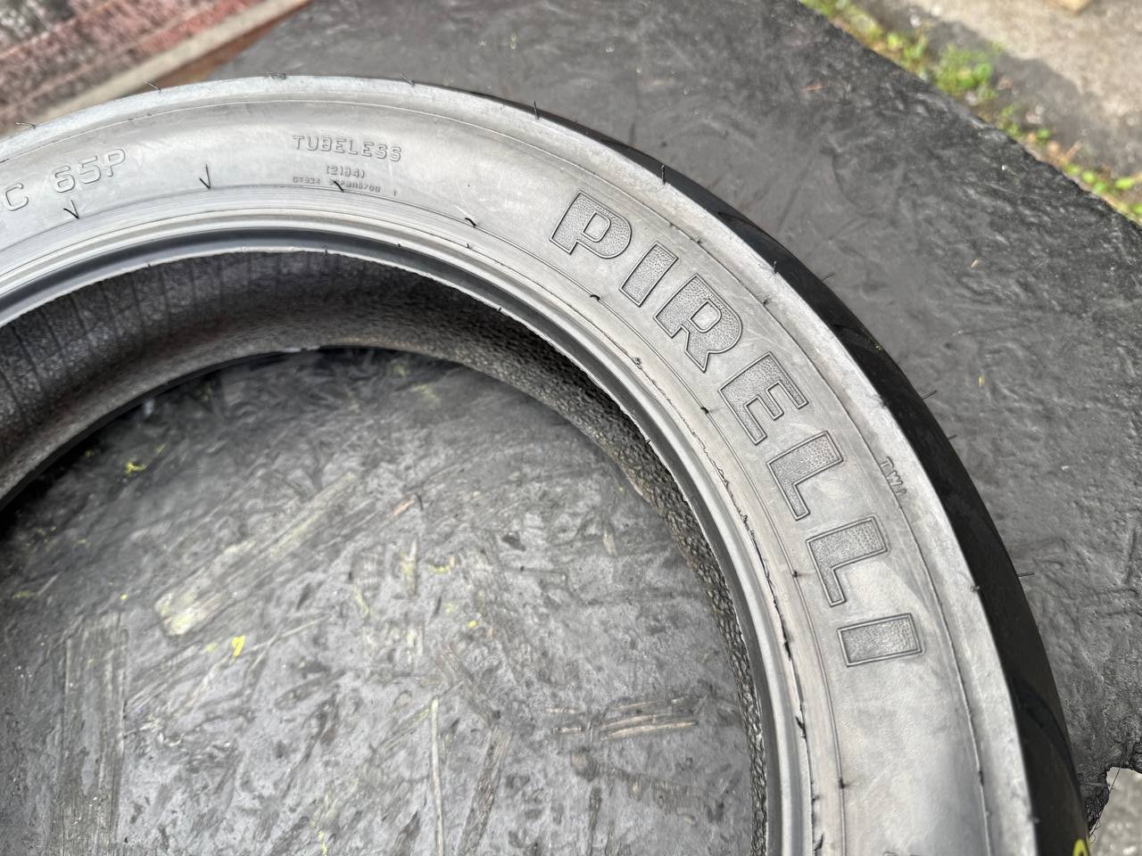 140/70 R16 Pirelli GTS24