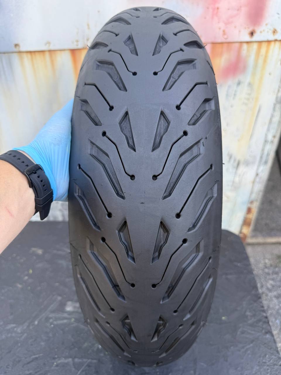180/55 R17 Michelin Road 6 GT