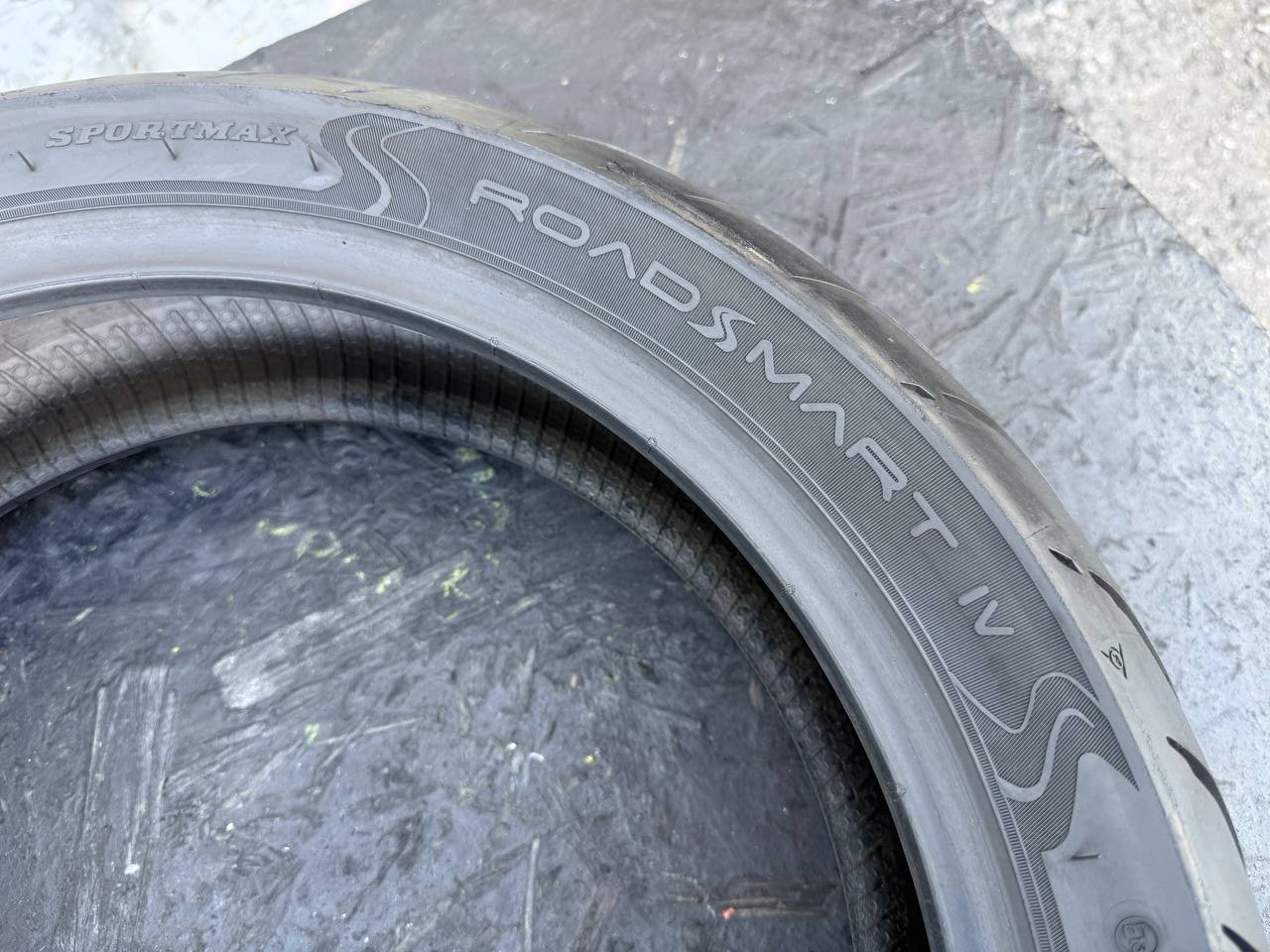 170/60 R17 Dunlop SportMax RoadSmart IV