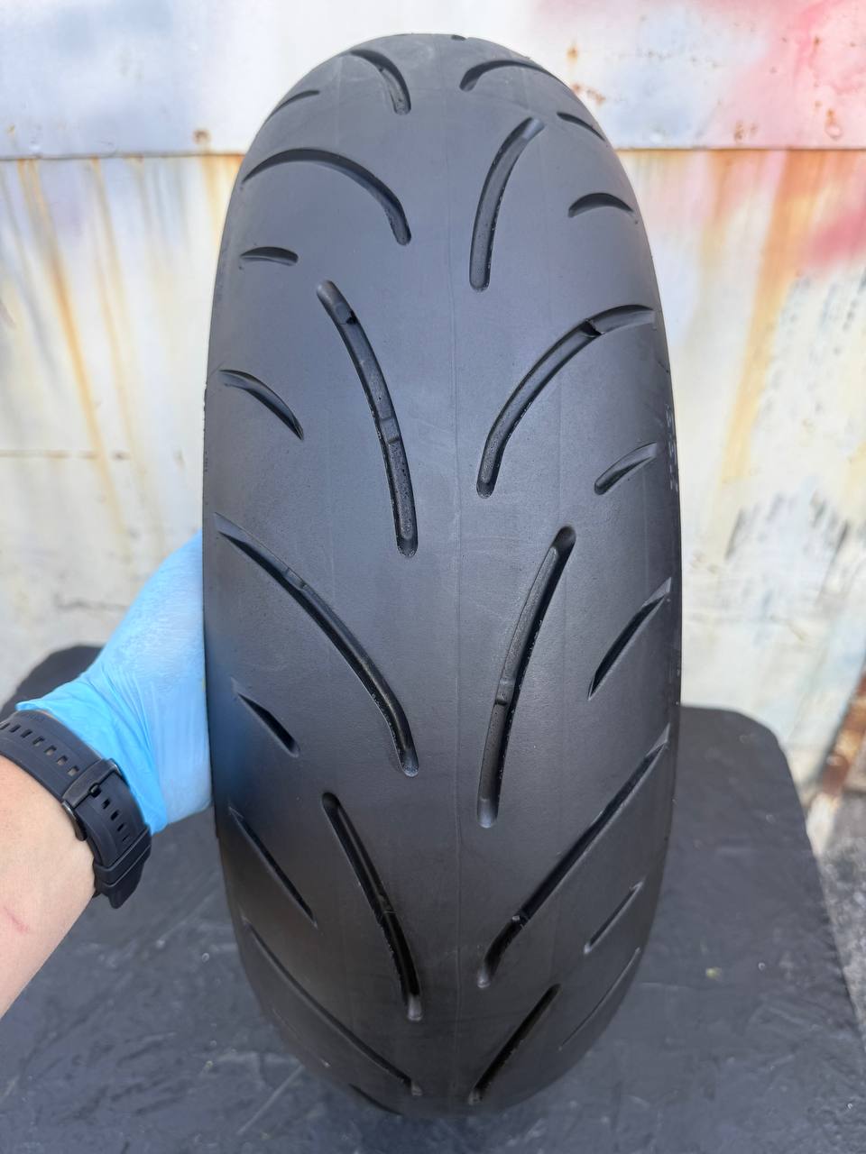 180/55 R17 Bridgestone Battlax Sport Touring T33R