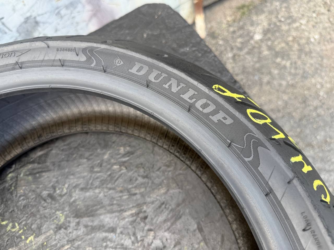 190/50 R17 Dunlop SportMax RoadSmart IV