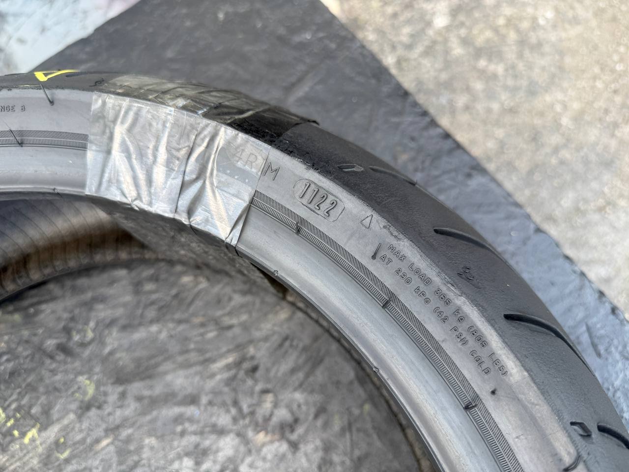 190/50 R17 Dunlop SportMax RoadSmart IV