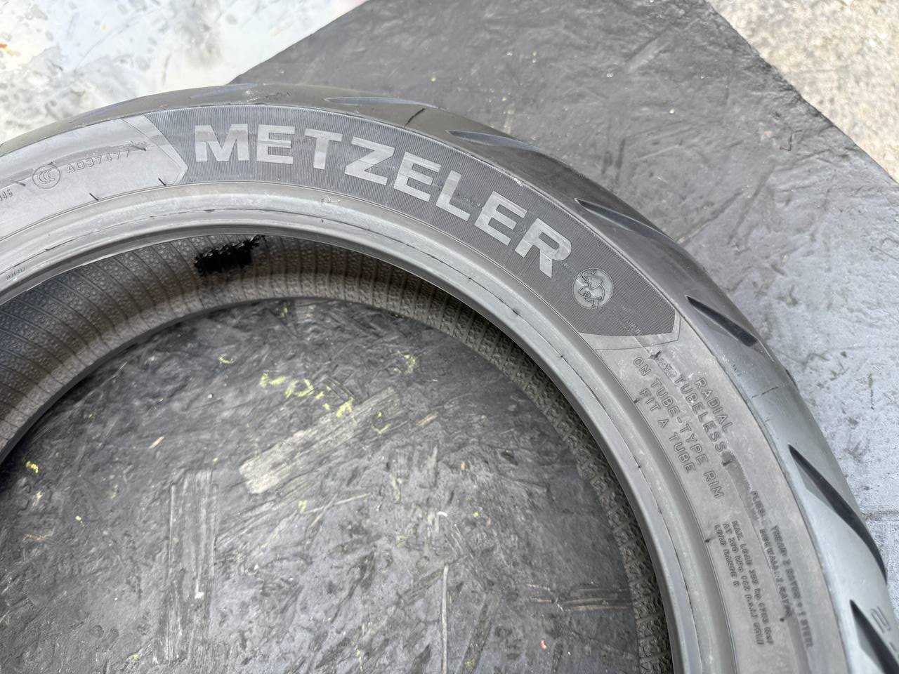 170/60 R17 Metzeler Tourance NEXT 2