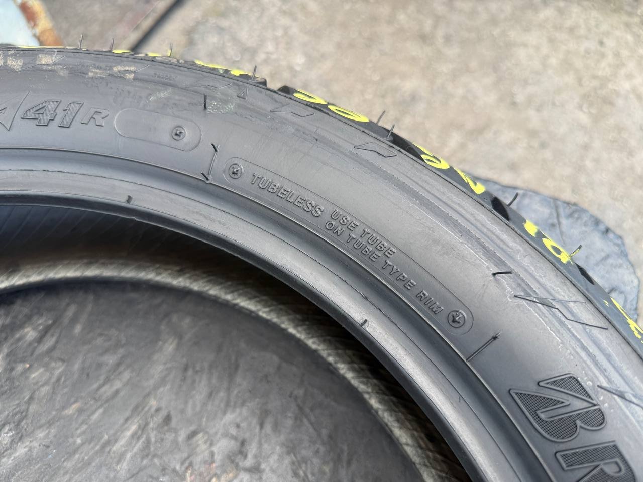 150/70 R17 Bridgestone Battlax Adventure A41R