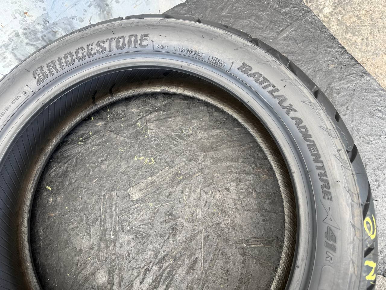 150/70 R17 Bridgestone Battlax Adventure A41R
