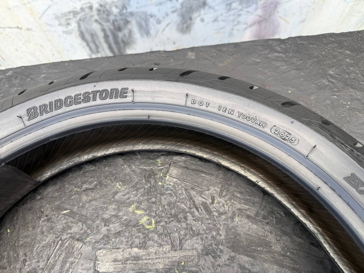 120/70 R17 Bridgestone Battlax Sport Touring T31F