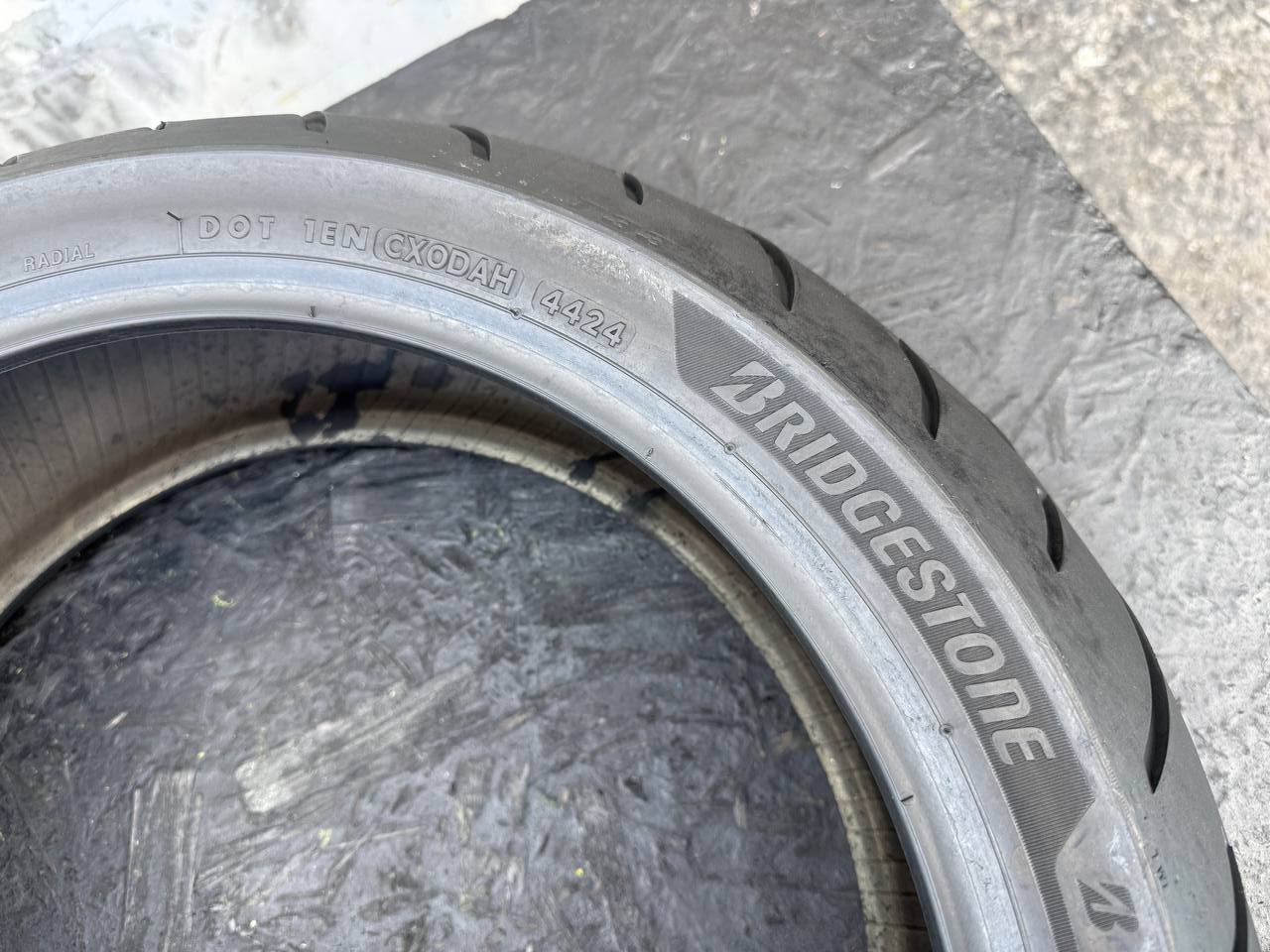 190/55 R17 Bridgestone Battlax Sport Touring T33R