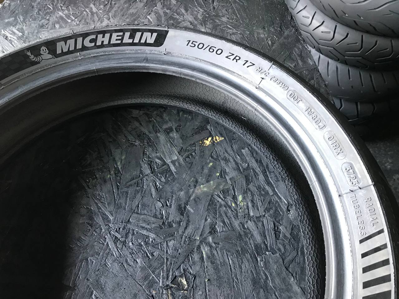 150/60 R17 Michelin Power 6