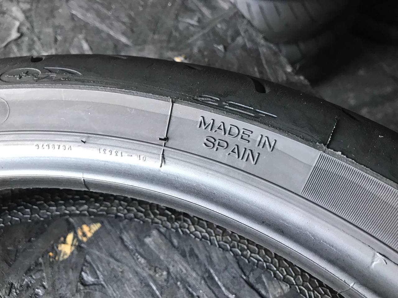 120/70 R17 Michelin Pilot Power 3