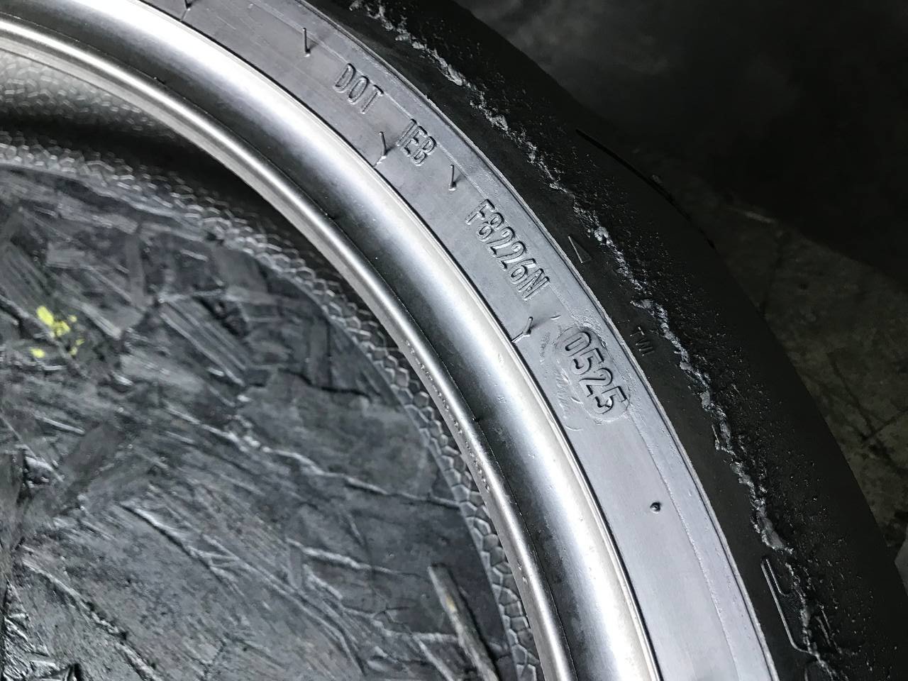 120/70 R17 Pirelli Diablo Supercorsa SP