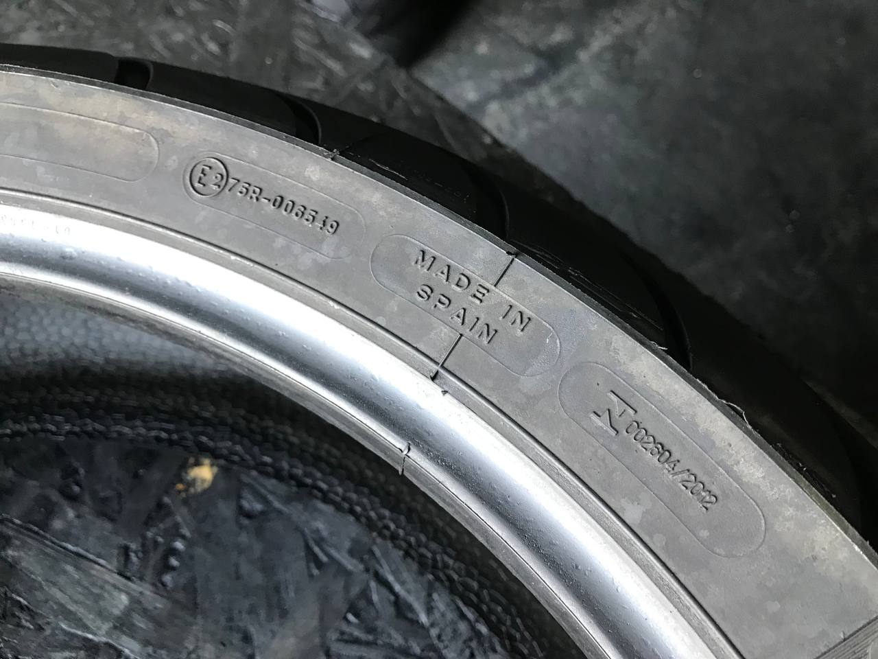 180/55 R17 Michelin Pilot Road 2