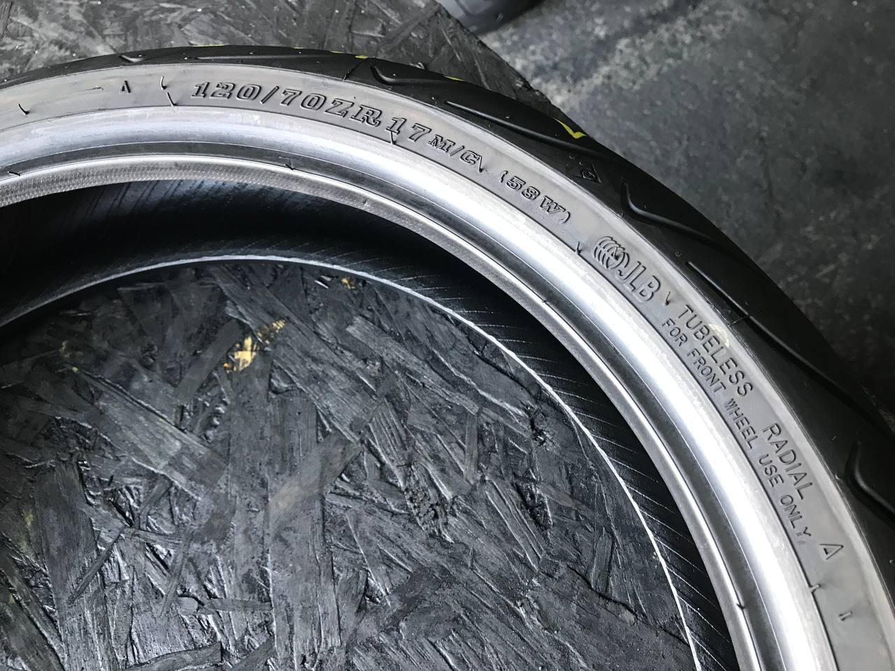 120/70 R17 Dunlop SportMax RoadSmart II