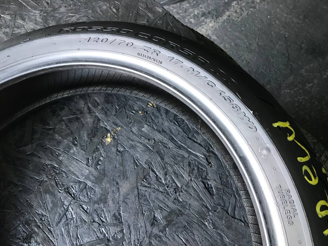 120/70 R17 Pirelli Diablo Rosso Corsa II