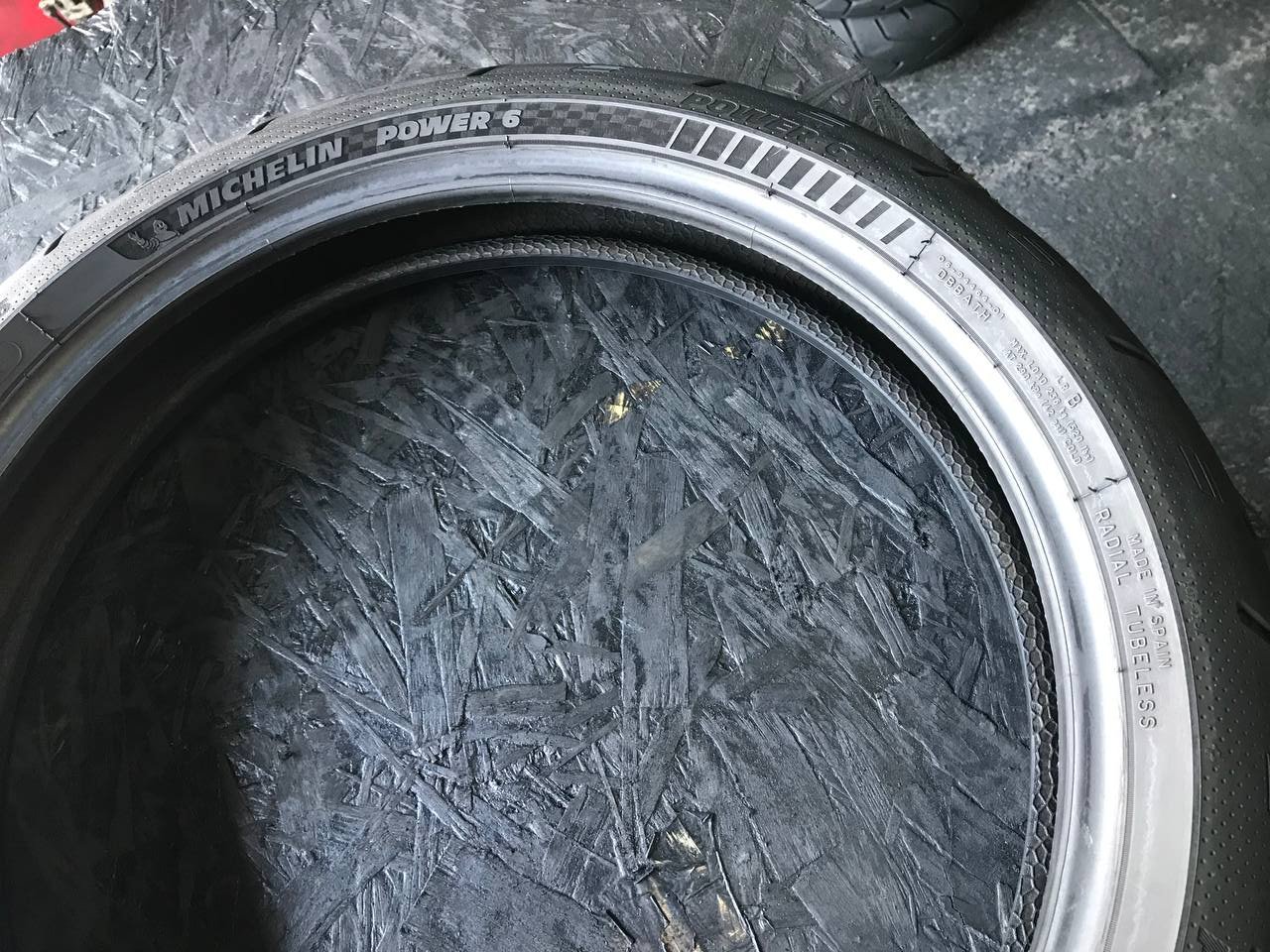 120/70 R17 Michelin Power 6