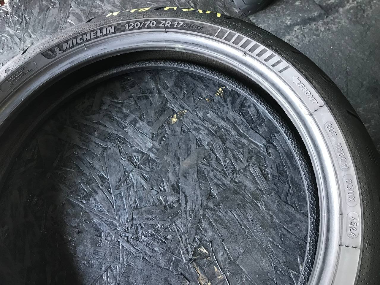 120/70 R17 Michelin Power 6
