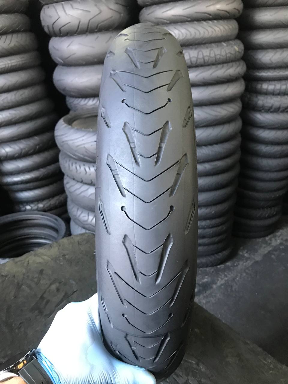 120/70 R17 Michelin Road 5