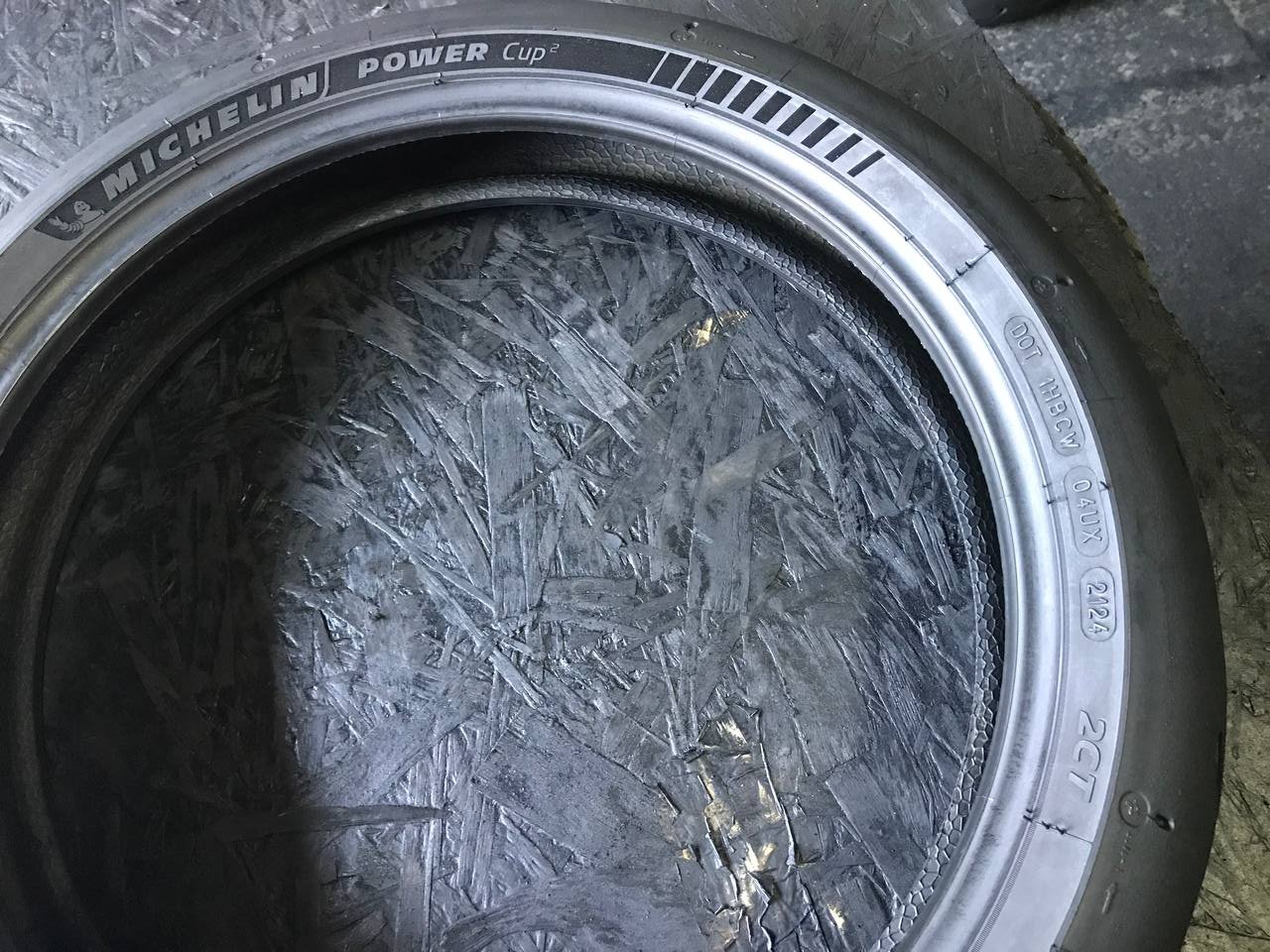 120/70 R17 Michelin Power Cup2