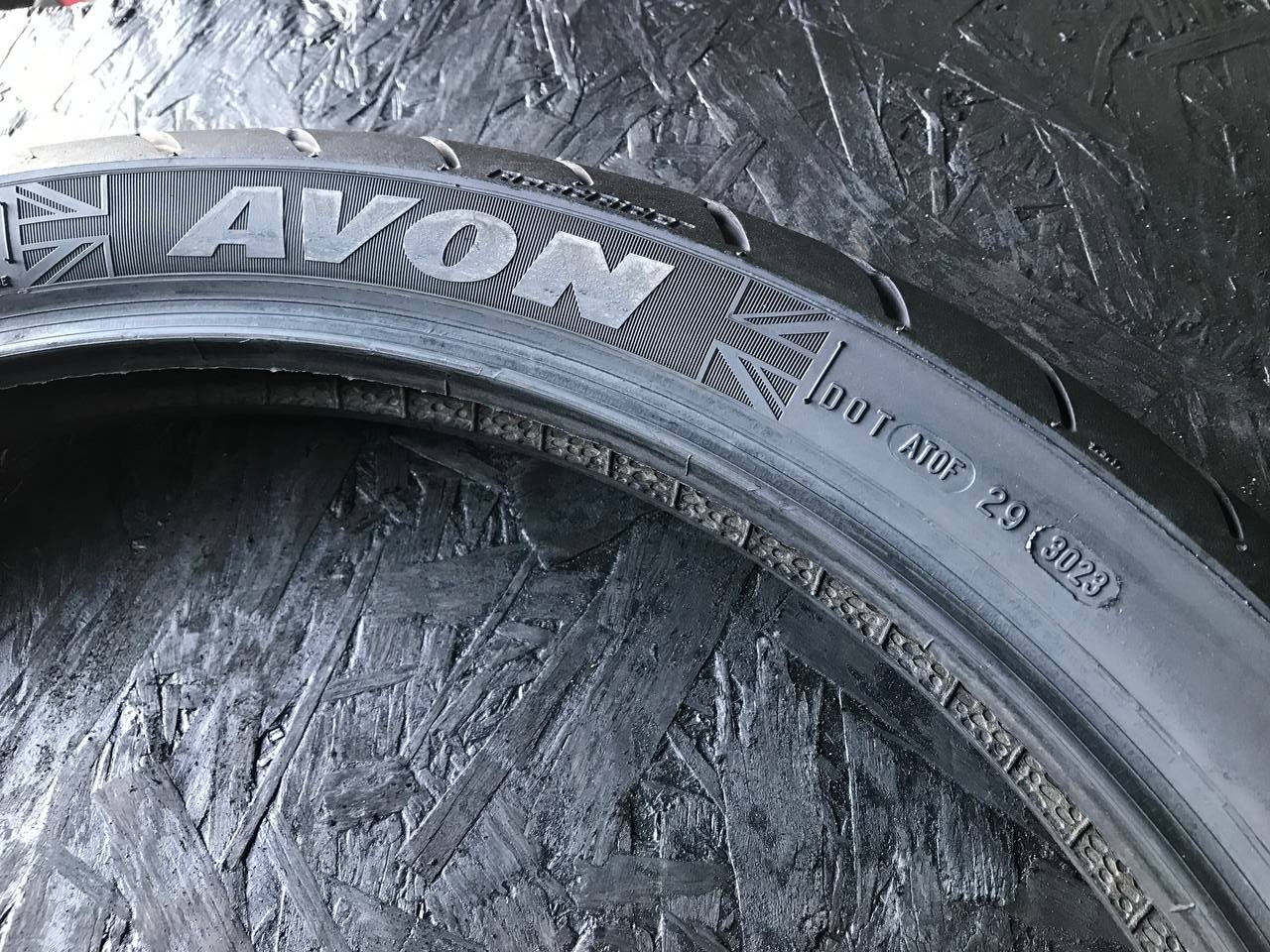 90/90 R21 Avon RoadRider MKII