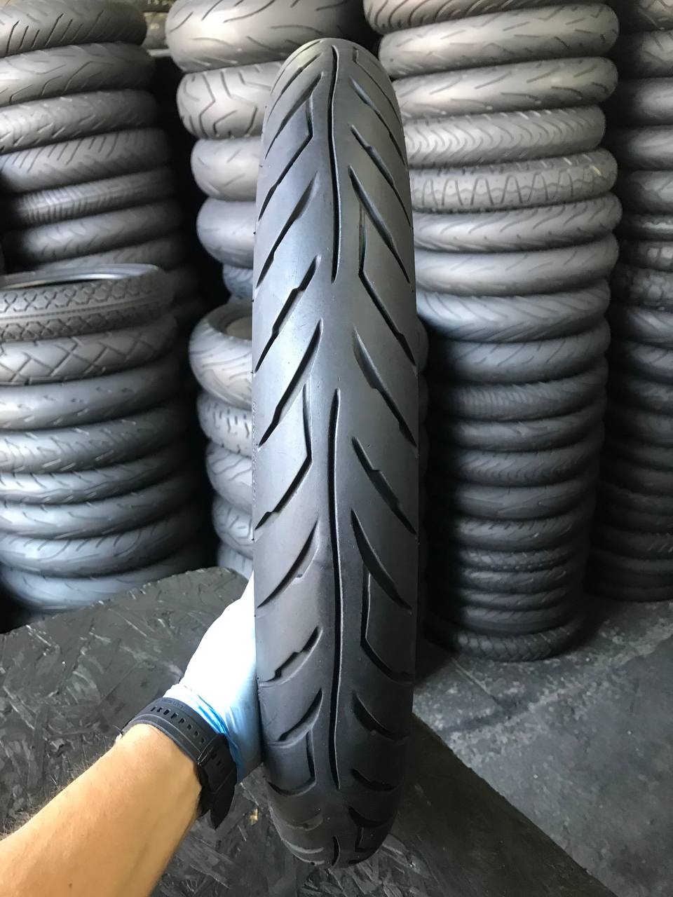 90/90 R21 Avon RoadRider MKII