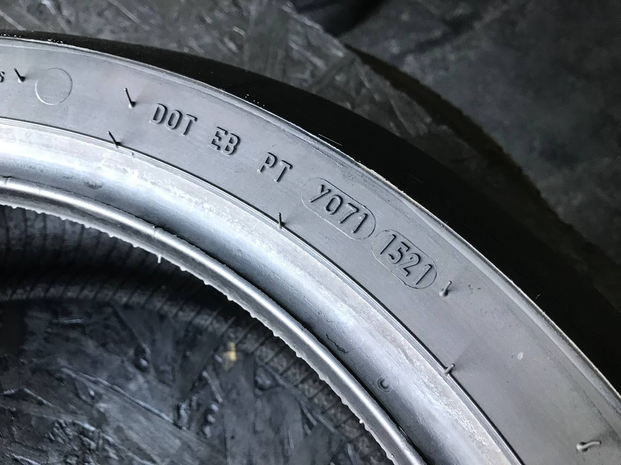 180/55 R17 Pirelli Diablo Rosso Corsa II